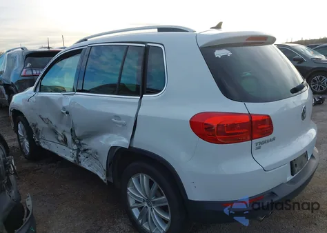 2016 Volkswagen Tiguan Se z USA, uszkodzony, nr VIN WVGAV7AX5GW530719